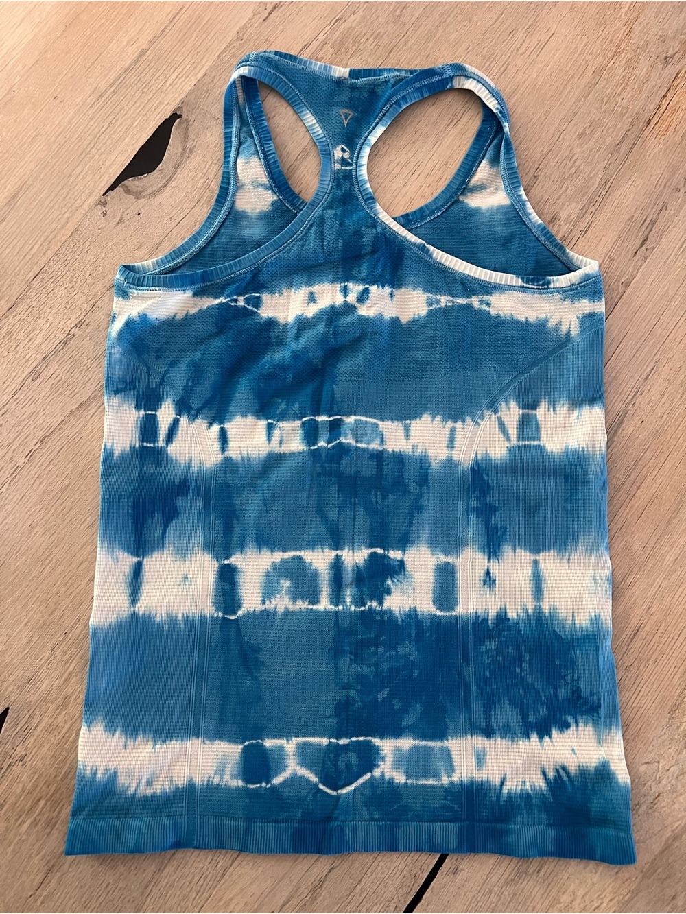 Ivivva Lululemon Girls Tank Top Size 14 Blue Tie Dye Racerback Athletic Seamless